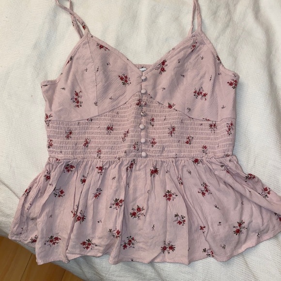 Summer top - Picture 1 of 1